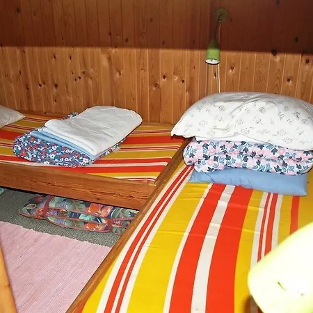 Holiday Tidselbakvej F- 4802 *