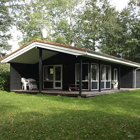 Holiday Tidselbakvej F- 4802 Feriehus Nordost